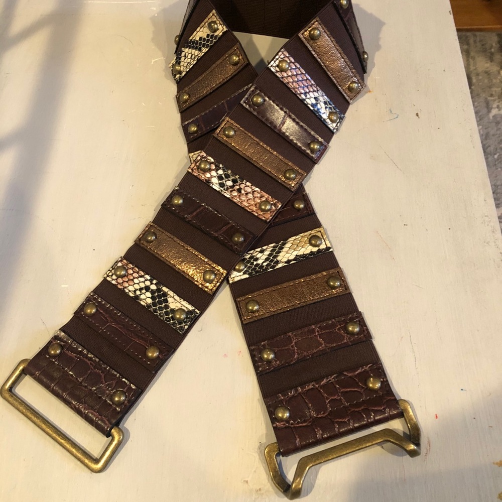 Jessica Simpson .....belt - Picture 5 of 16